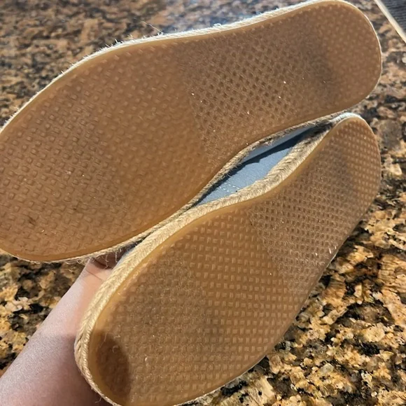 Tom’s women 7.5. Espadrille loafers - Picture 7 of 10